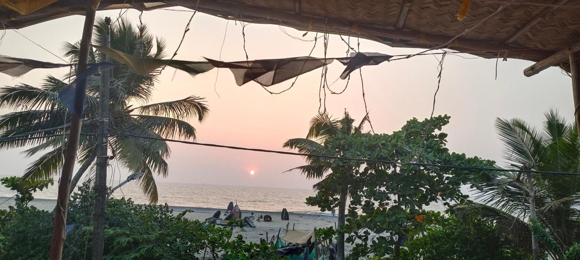 Peace And Love Beach Homestay Alappuzha Kültér fotó